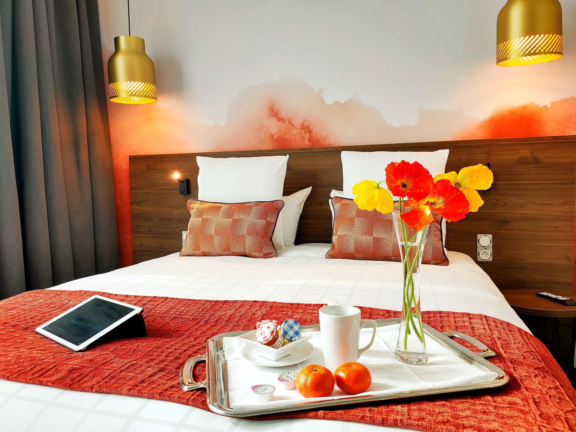Abbaye Des Capucins Spa & Resort Montauban Bagian luar foto