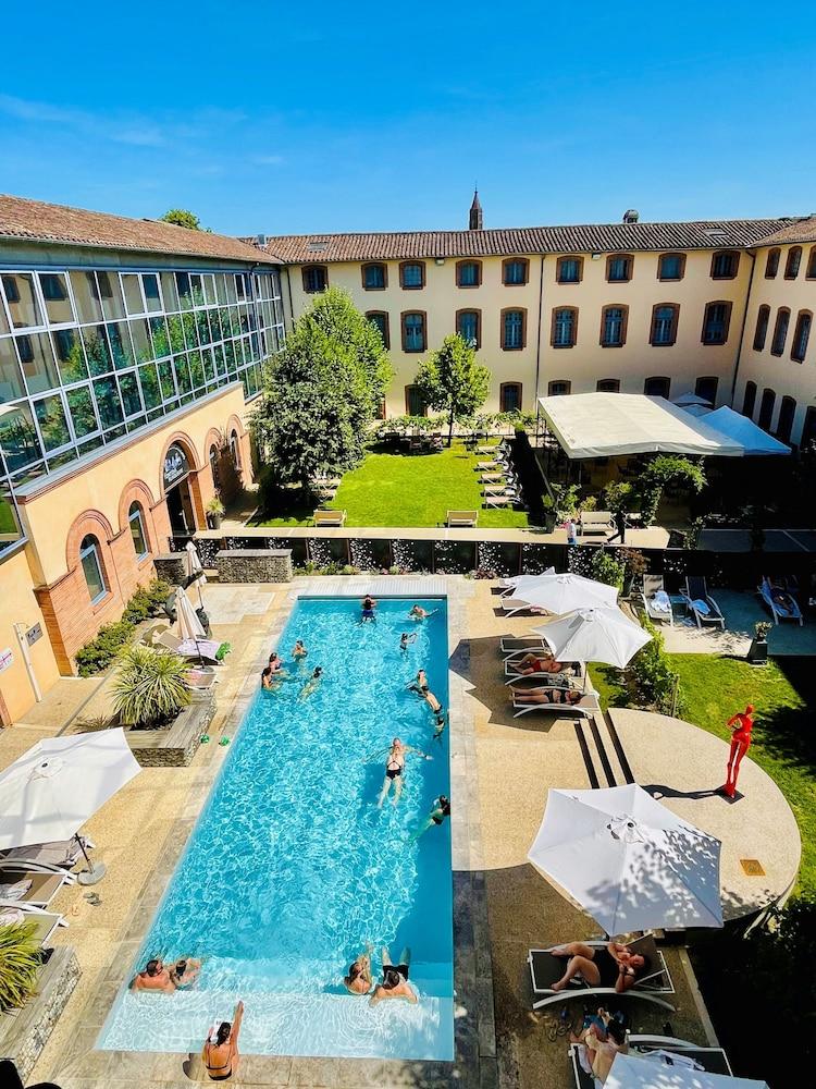 Abbaye Des Capucins Spa & Resort Montauban Bagian luar foto