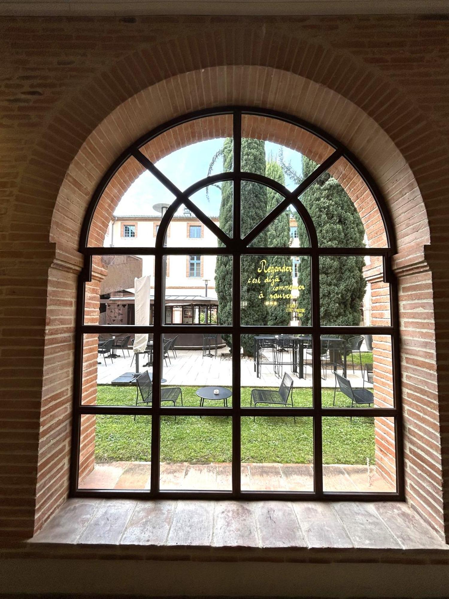 Abbaye Des Capucins Spa & Resort Montauban Bagian luar foto