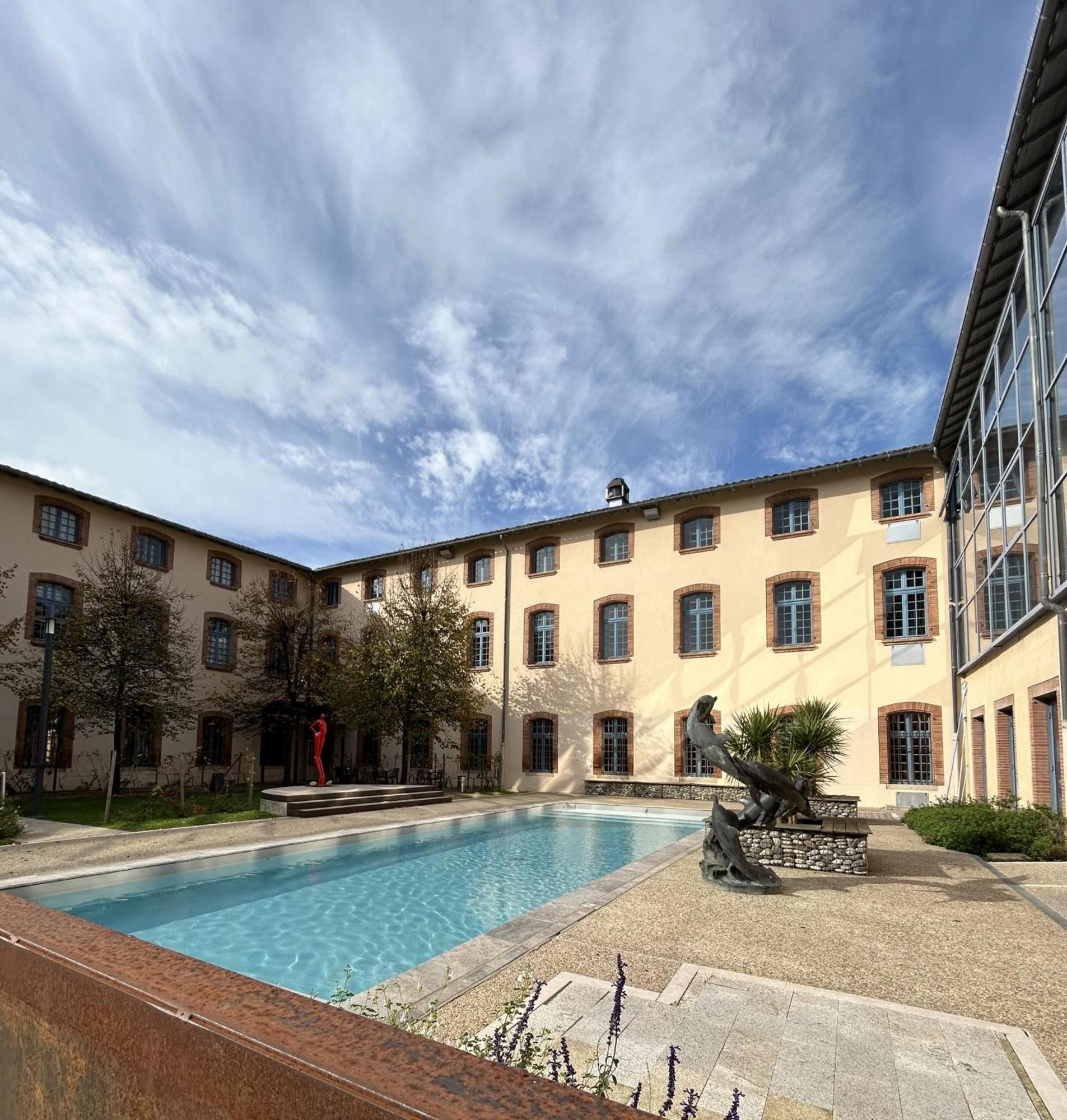Abbaye Des Capucins Spa & Resort Montauban Bagian luar foto