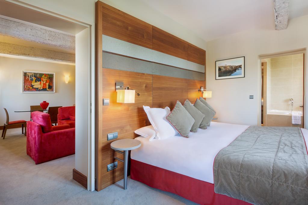 Abbaye Des Capucins Spa & Resort Montauban Ruang foto